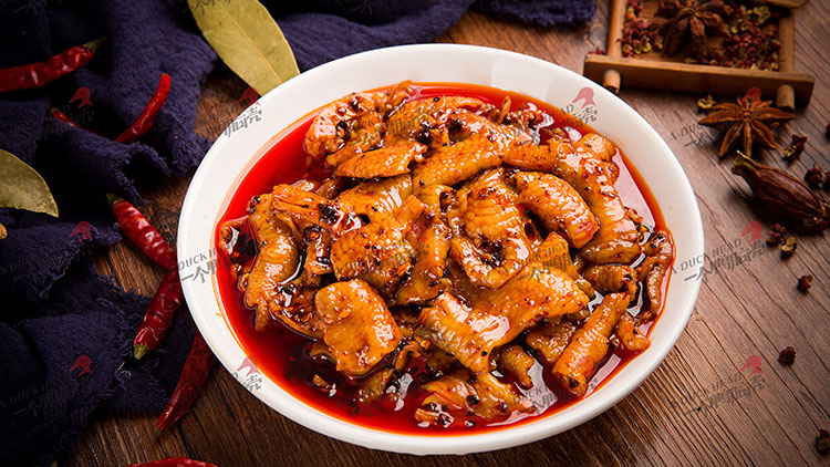 一只鴨腦殼-香辣長雞腳